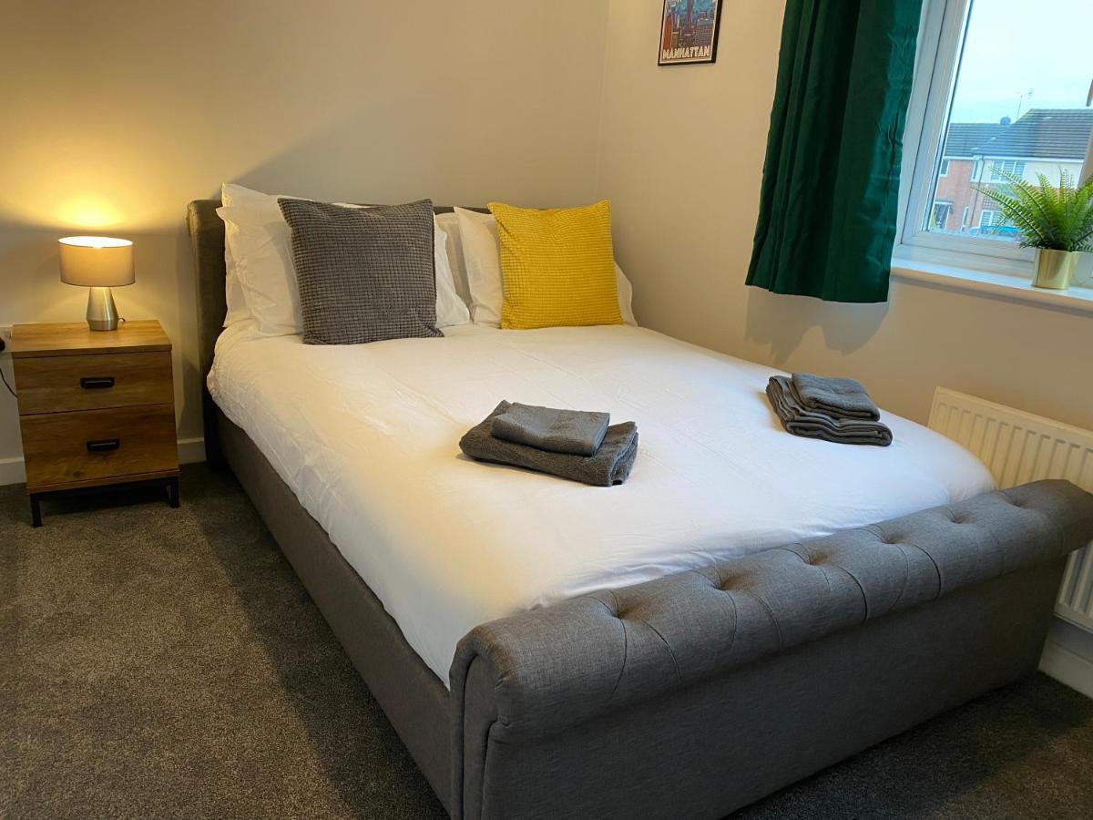 Вилла Marston House Marston Green Экстерьер фото